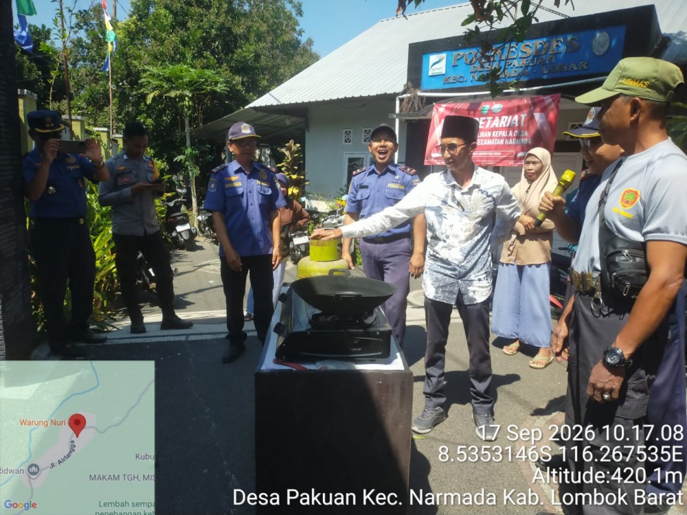 Tanggap Darurat Bahaya Kebakaran: Dinas Pemadam Kebakaran Lombok Barat Berikan Sosialisasi dan Simulasi di Desa Pakuan