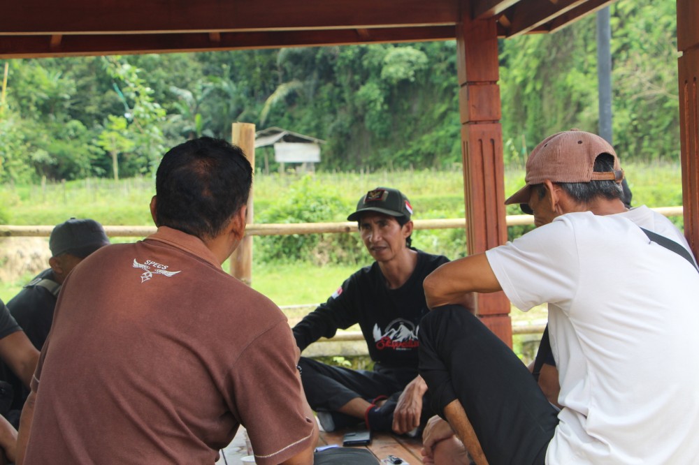 Pokdarwis, Karang Taruna Bersama KKN PMD Unram Desa pakuan Turut Membantu Melancarkan Event Camping Ground Dewi Pakuan